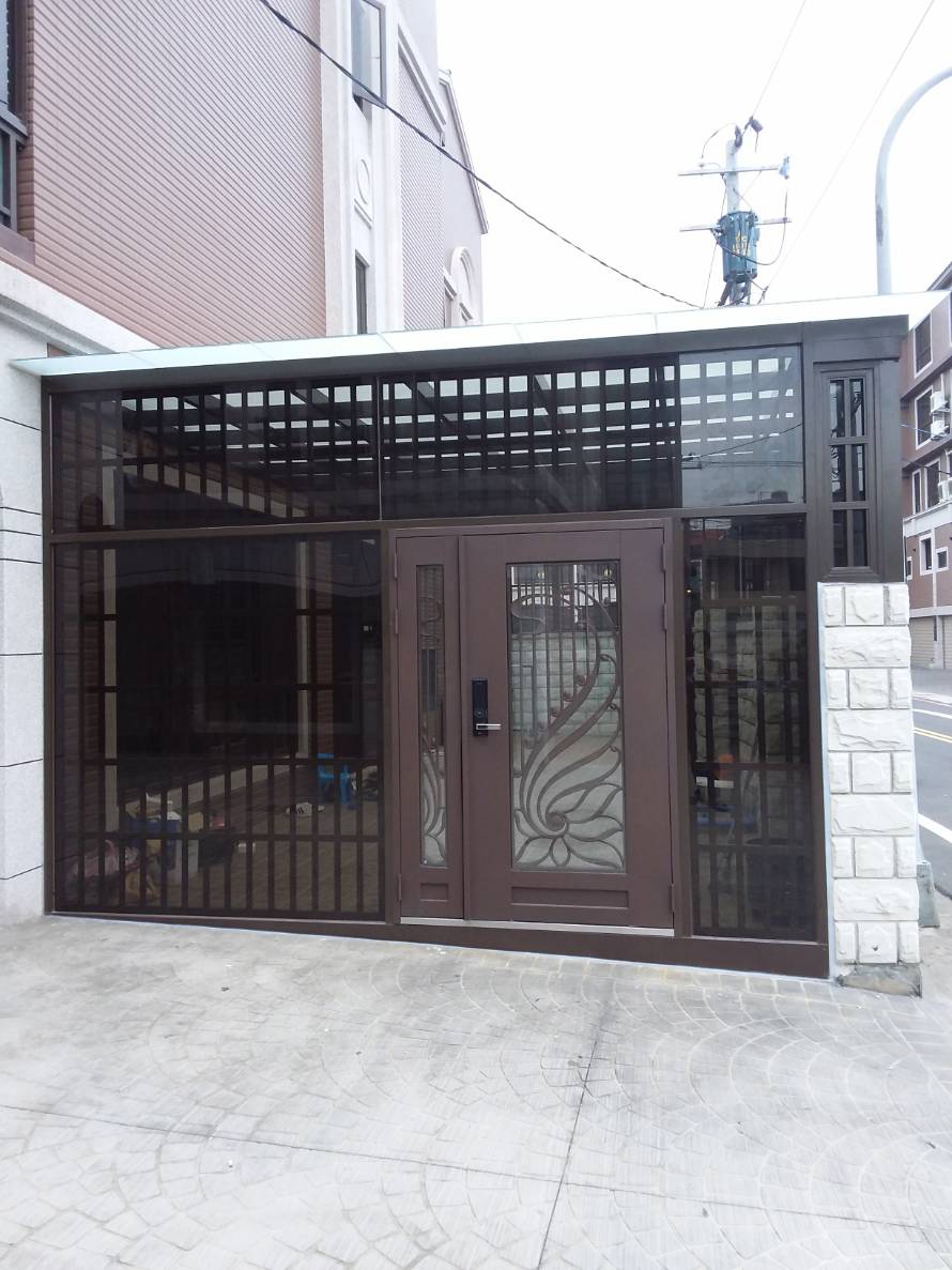 安愷鋼鋁門窗 玻璃屋工程實績